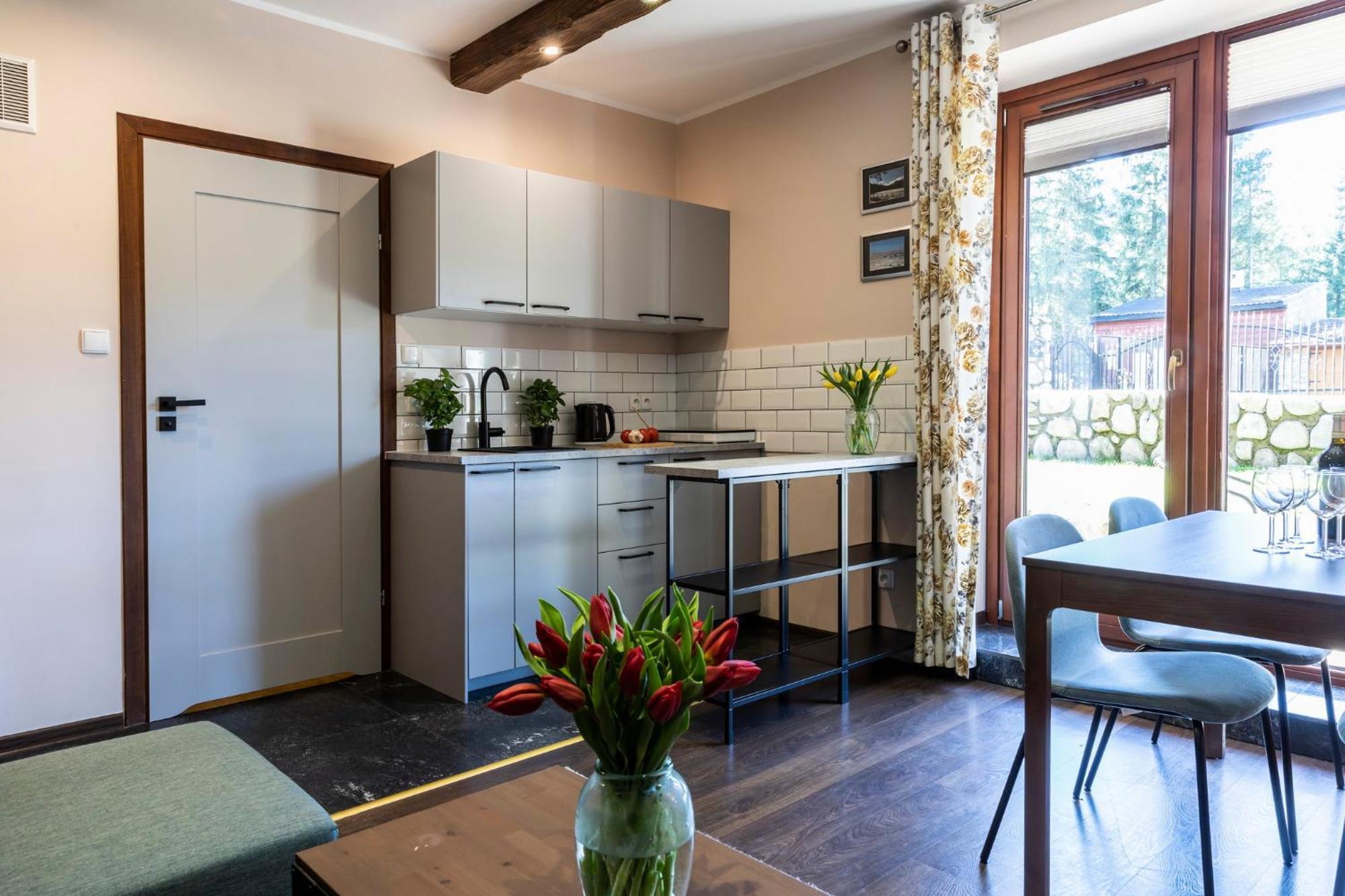קושצ'ליסקו Udanypobyt Apartamenty Przy Dolinach C I D מראה חיצוני תמונה